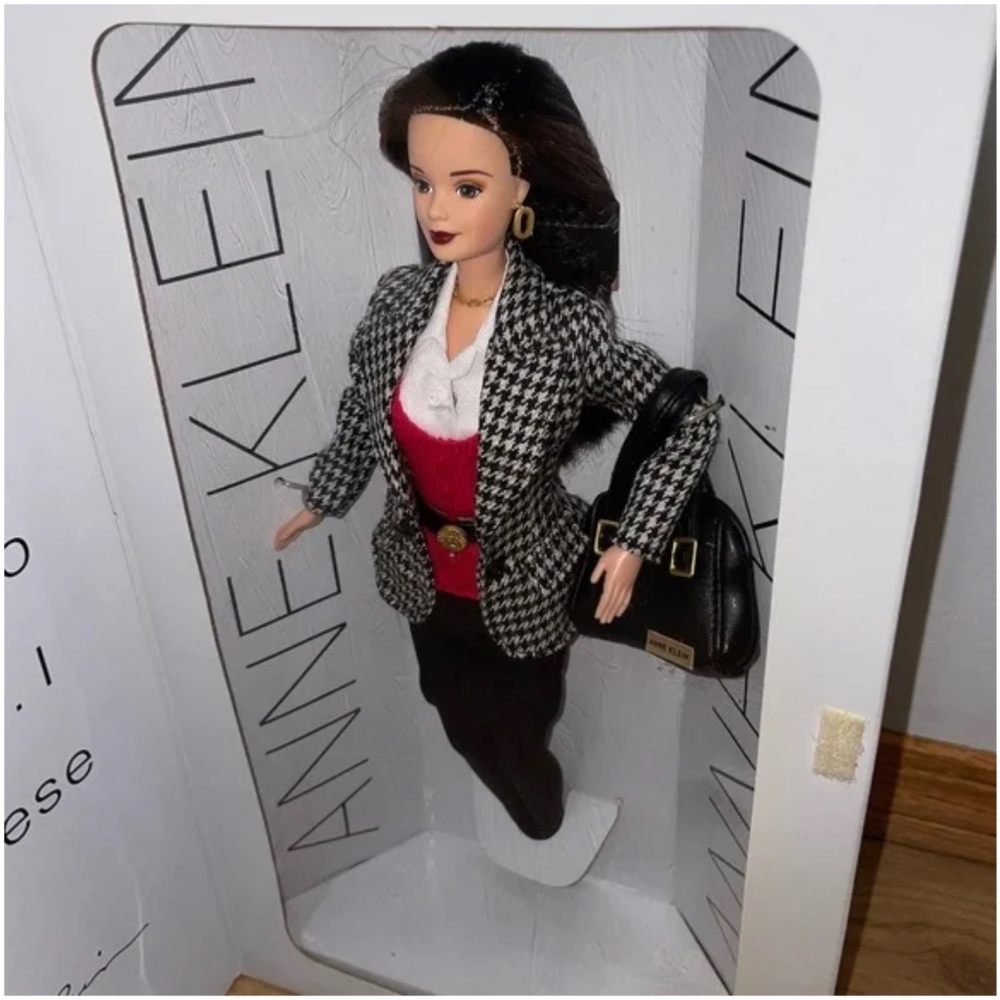 BARBIE - Anne Klein Doll 1997 Vintage - NIB